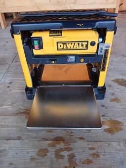 Dewalt hoblovka DW733 - 3