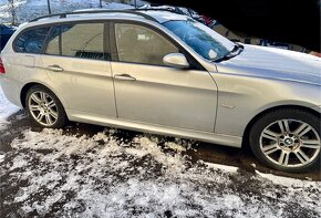 BMW E91 325xi N52 - 3