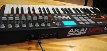 Akai MPK 49 midi kontroler - 3