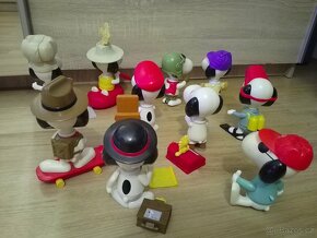 SNOOPY sbírka postaviček z McDonald's Happy Meal rok 2000 - 3