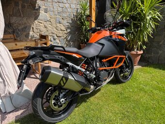 KTM 1050 Adventure 19tKm 1.maj. - 3
