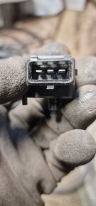 Čidlo tlaku sání 330d 530d 730d E46 E39 E38 - 3