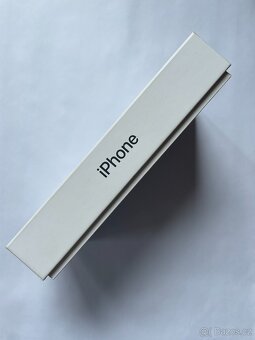 Nový iPhone 15 · 128GB + USB-C - 3