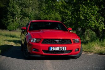 Ford Mustang 3.7 V6 2011 - 3