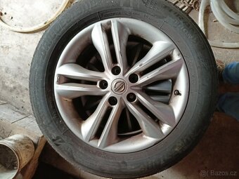 Alu 5x114,3 R17 215/60 r17 - 3