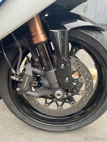 Suzuki GSX-R 1000 K8 - 3