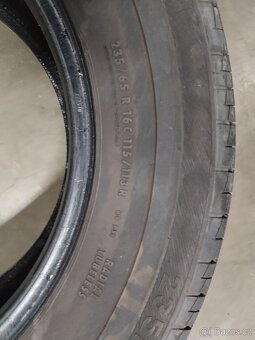 Prodám pneu 235/65 R 16C - 3