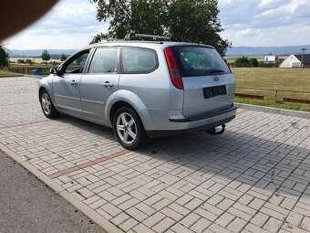 Ford Focus Kombi 1.6i benzín nová stk - 3
