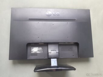 Monitor LG Flatron E2541 - 3