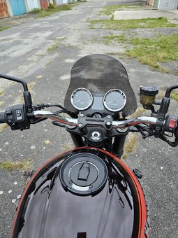 Kawasaki Z900 RS - 3