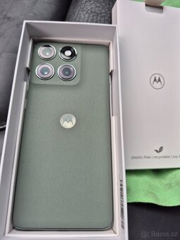 Motorola edge 60 Pro 12GB/512GB - 3