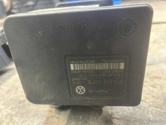 Řídící jednotka ABS - 3