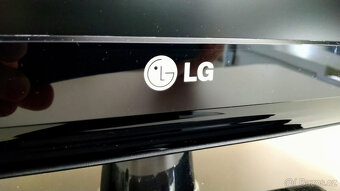 Televize LG 19LD320, menší TV do karavanu, na chatu apod. - 3