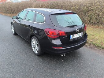 Opel Astra 1,6 T kombi - 3