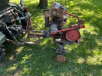 Malotraktor domácí výroby s hydraulikou - 3