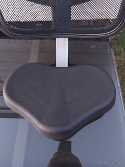 Sedátko s opěradlem - 3