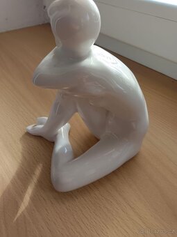 Porcelánová soška - 3