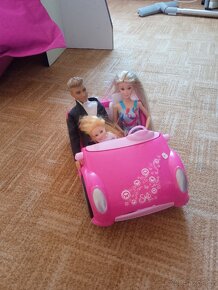 Barbie auto - 3