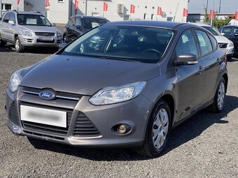 Ford Focus 1.6 i , 77 kW benzín, 2012 - 3