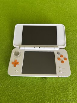 New Nintendo 2DS XL + 13 her - 3