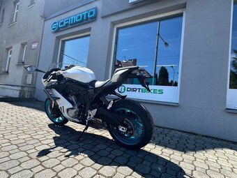 CFMOTO 675SR-R - 3