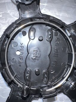 středové krytky Audi 135mm hvězda černé - 3
