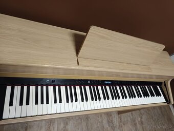 Piano Roland HP702 - 3