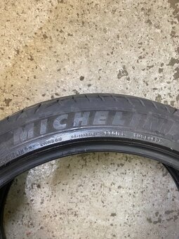 225/40R18 Michelin - 3