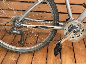 Městská / trekingová kola Btwin Five - 3