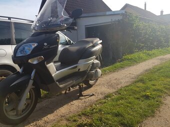 Yamaha Versity 300 - 3