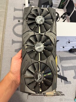 Grafická karta ROG GTX 1080ti - 3