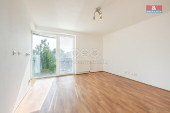 Prodej bytu 2+kk, 37 m², Praha, ul. Pod Nouzovem - 3