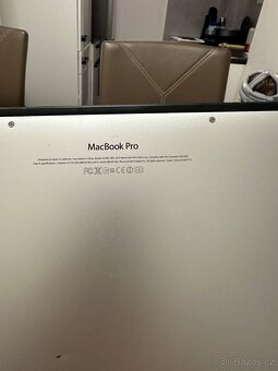 MacBook na díly - 3
