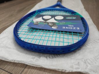 Yonex Ezone 98L Blast Blue - Grip 3 - 3