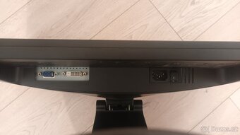 Monitor Samsung 2243SW - 3