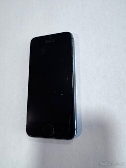iPhone různé modely poškozené - 3