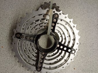 Nová kazeta Shimano XT 770 - 3