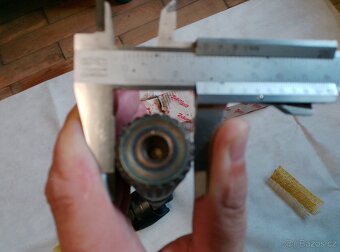 Poloosa s homokinetickym kloubem Zetor. - 3