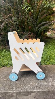 Dřevěný nákupní vozík - 3