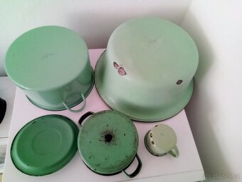 Staré, zelené, smaltované nádobí - 3