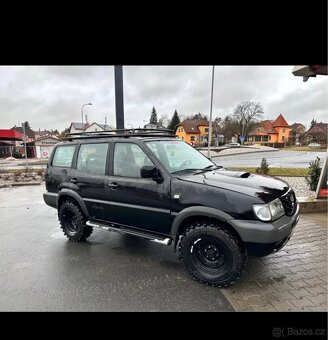 Nissan Terrano - 3