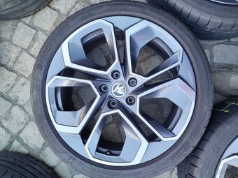 SKODA OCTAVIA RS al. disky 5x112 R19 + 225/40/19 - 3