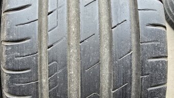 Letní pneu 215/55/17 Good Year - 3