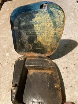 bateriovy kastlik Jawa - 3
