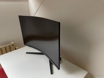 32" Samsung Odyssey G55C 2560x1440 165Hz - 3