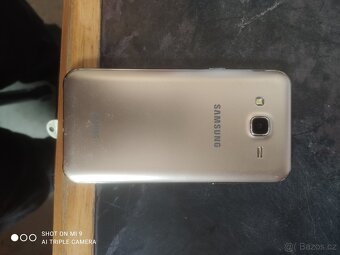 Samsung Galaxy J5 (2016) Dual SIM Gold - 3