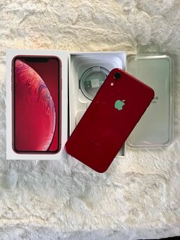 iPhone XR - 3
