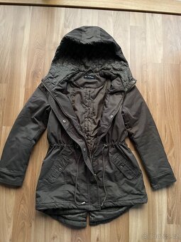 Zimní bunda značky Miss Selfridge vel.38-40 - 3