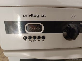 Sporák sklokeramický PRIVILEG / šíře 60 cm - 3