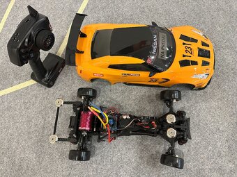 RC drift auto 3racing Sakura D6 - 3